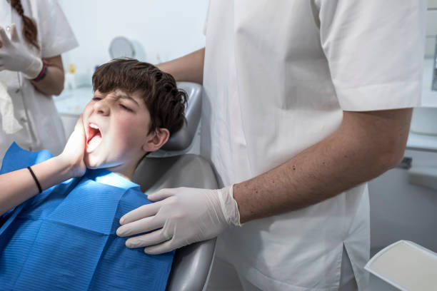 Best Emergency Dental Care for Abscessed Tooth in Saugatuck, CT